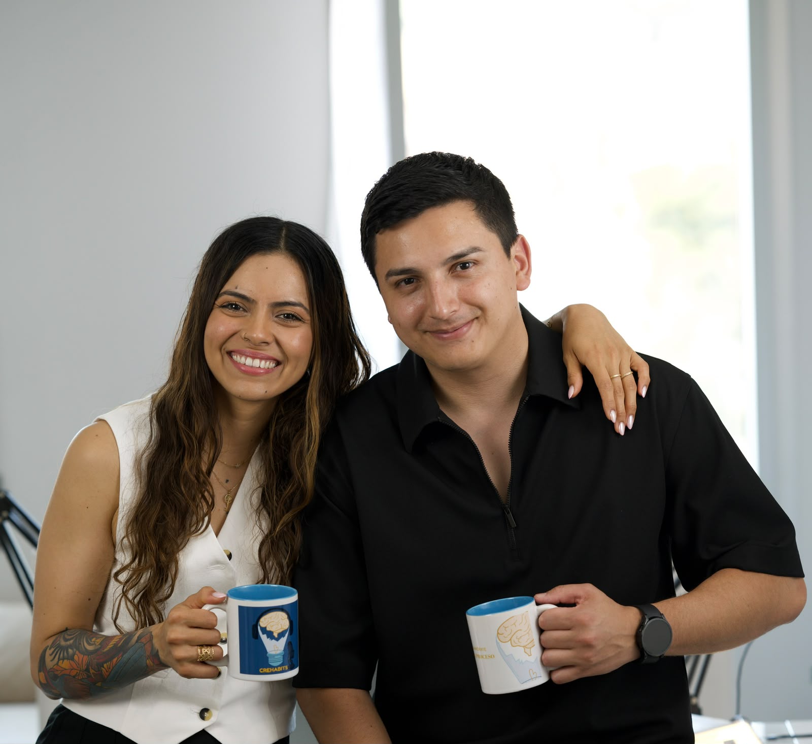 Julieth Reyes Barahona y Camilo Cartagena Garzón, fundadores de Crehabits